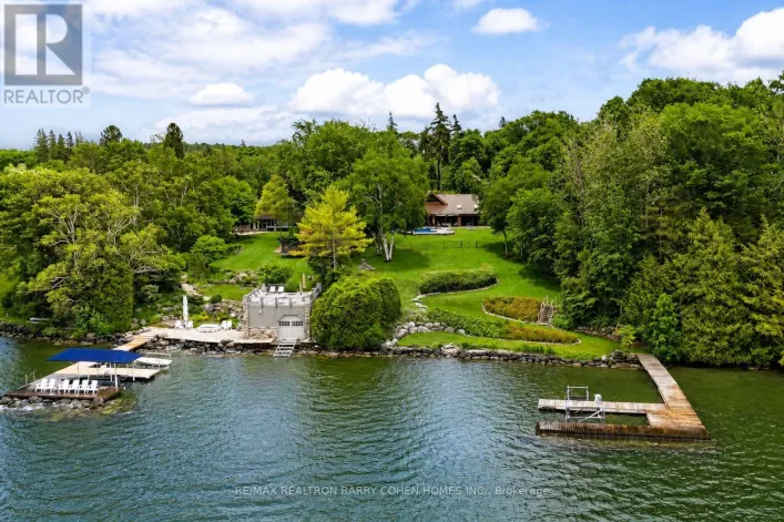 700 LAKE DRIVE N, Georgina