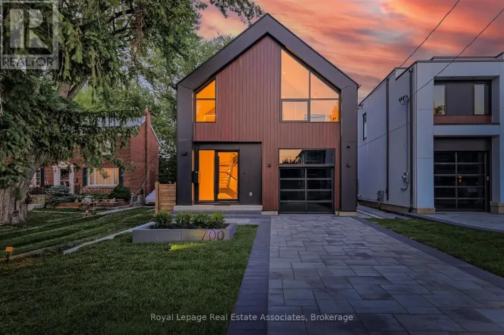 700 MONTBECK CRESCENT, Mississauga