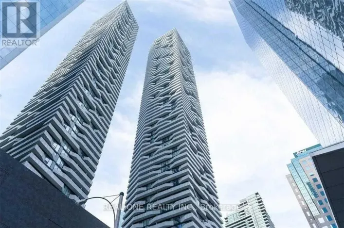 7007 - 88 HARBOUR STREET, Toronto