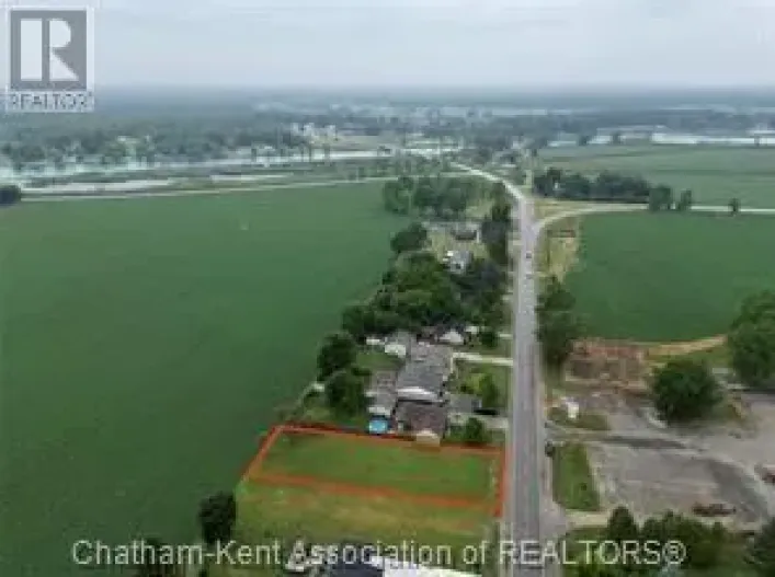 7009 Dufferin AVENUE, Wallaceburg