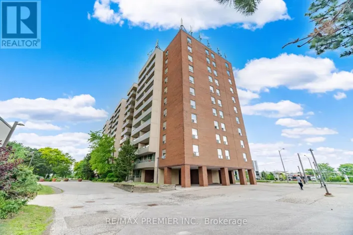 701 - 1 FOUR WINDS DRIVE, Toronto
