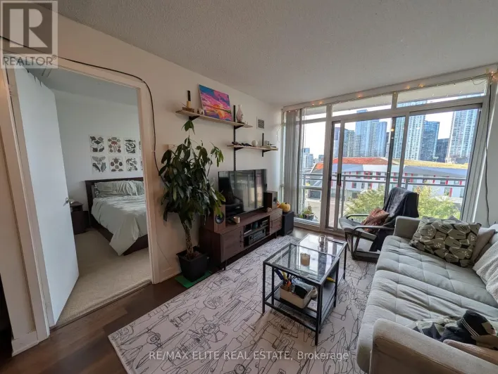 701 - 11 BRUNEL COURT, Toronto