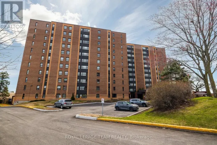 701 - 1356 MEADOWLANDS DRIVE E, Ottawa