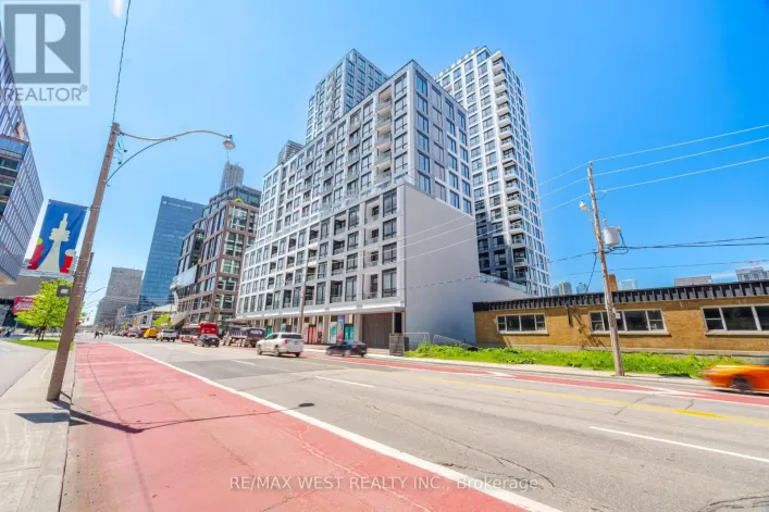 701 - 15 RICHARDSON STREET, Toronto