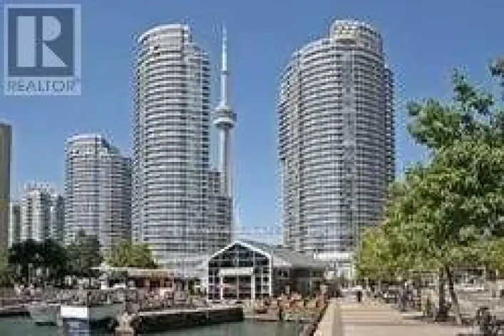 701 - 208 QUEENS QUAY W, Toronto