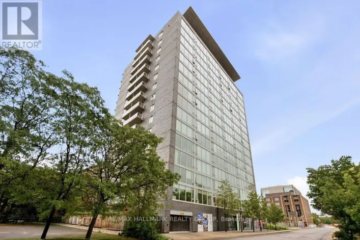 701 - 300 LISGAR STREET, Ottawa