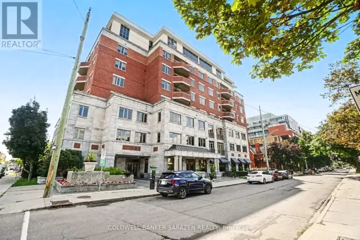 Apartment for sale: 701 - 320 MCLEOD STREET, Ottawa