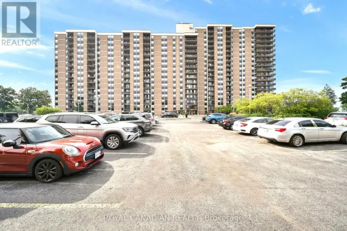Apartment for sale: 701 - 500 GREEN ROAD, Hamilton