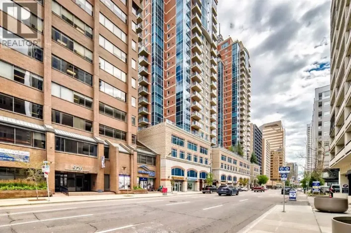 701, 920 5 Avenue SW, Calgary