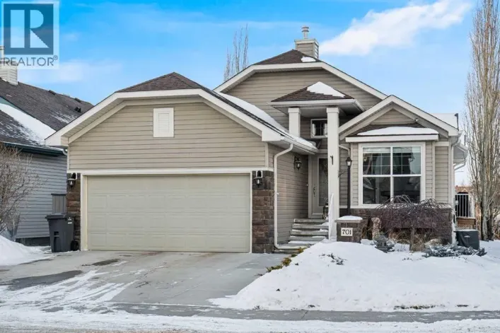 701 Cimarron Close, Okotoks