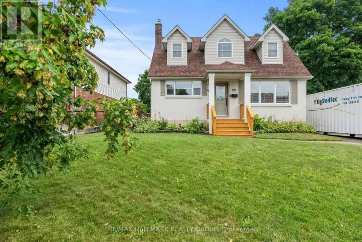 701 COLE AVENUE, Ottawa
