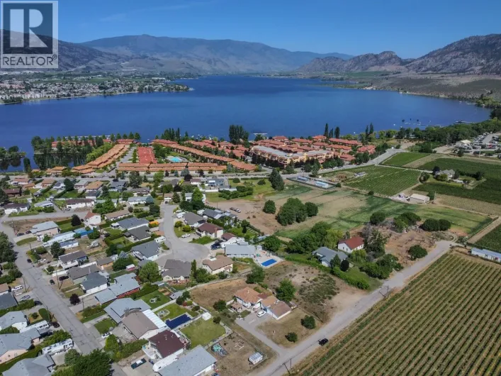 7010 TAMARACK Drive, Osoyoos