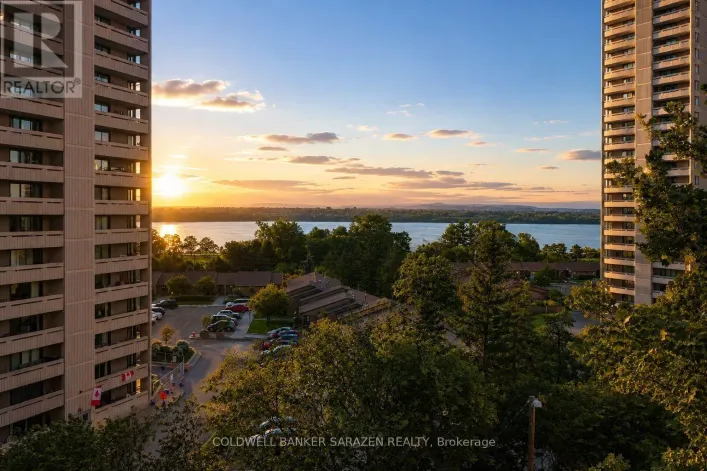 702 - 1100 AMBLESIDE DRIVE, Ottawa