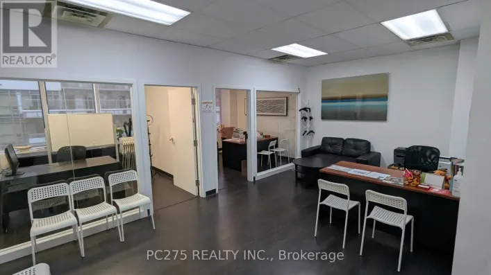 702 - 120 EGLINTON AVENUE E, Toronto