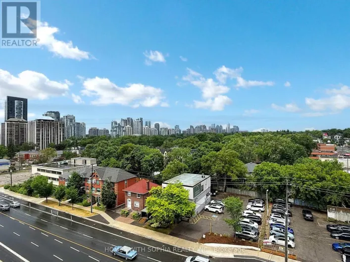 702 - 181 SHEPPARD AVENUE E, Toronto