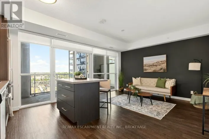 702 - 2087 FAIRVIEW STREET, Burlington
