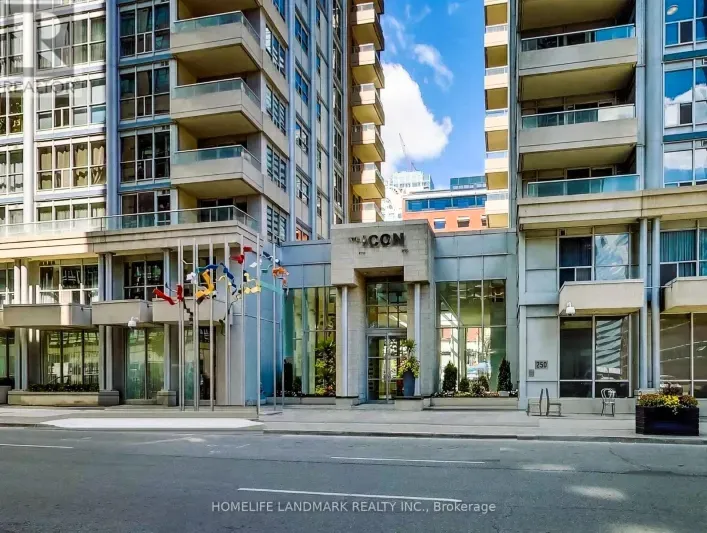 702 - 270 WELLINGTON STREET W, Toronto