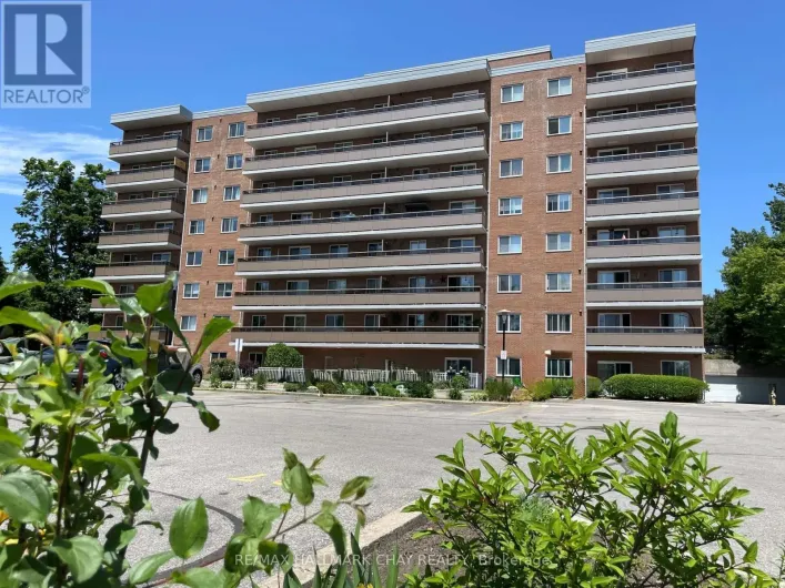 702 - 414 BLAKE STREET, Barrie