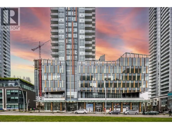 702 4458 BERESFORD STREET, Burnaby