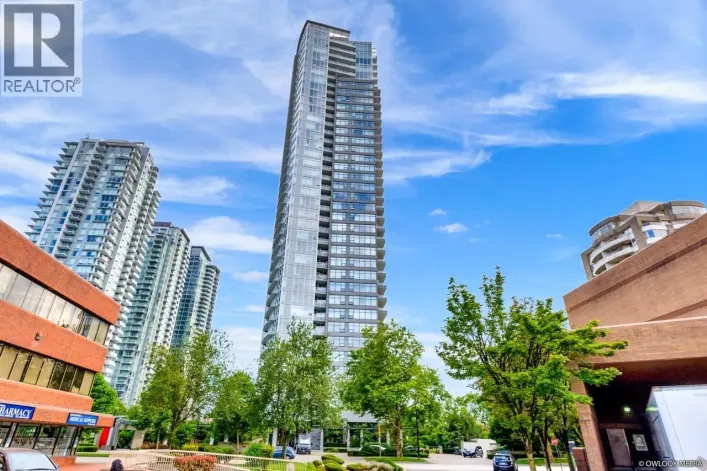 702 4880 BENNETT STREET, Burnaby