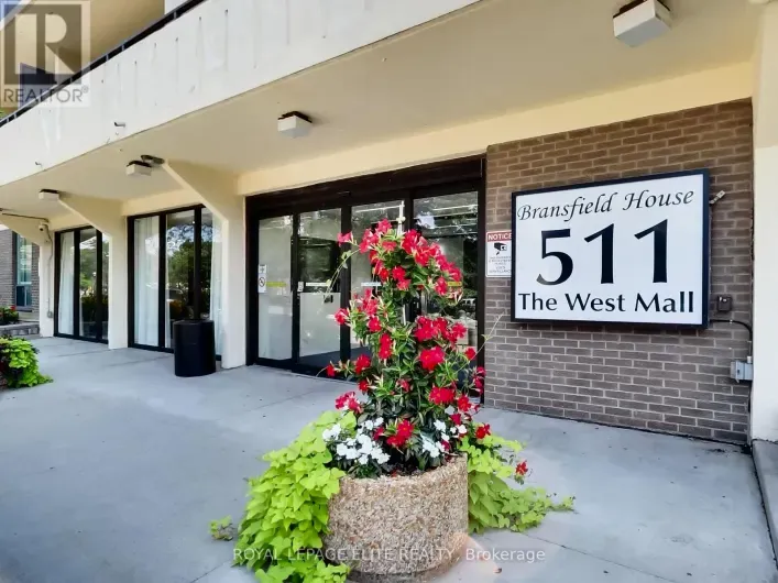 702 - 511 THE WEST MALL ROAD, Toronto