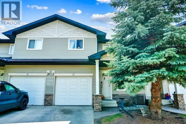 702, 760 Railway Gate SW, Airdrie