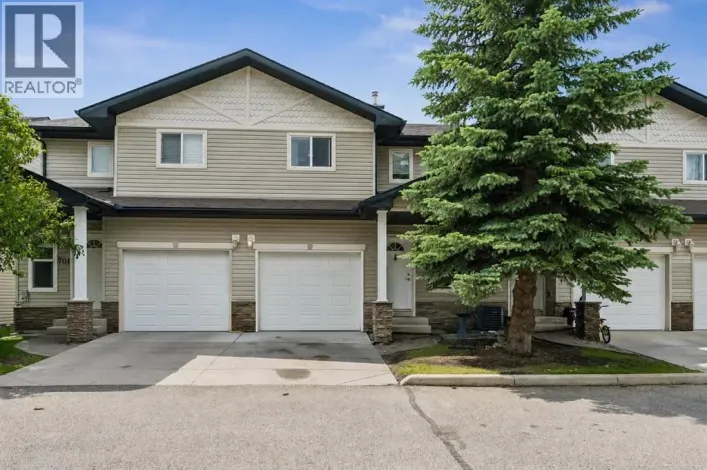 702, 760 Railway Gate SW, Airdrie