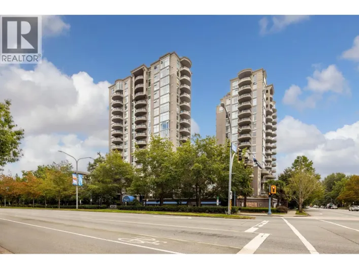 702 8460 GRANVILLE AVENUE, Richmond