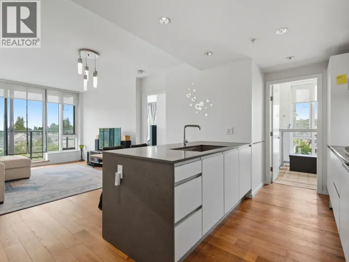 702 8488 CORNISH STREET, Vancouver