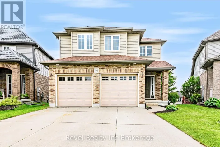 702 FRONTENAC CRESCENT, Woodstock