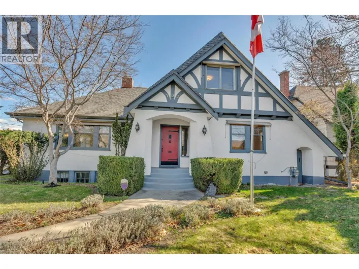 702 Winnipeg Street, Penticton
