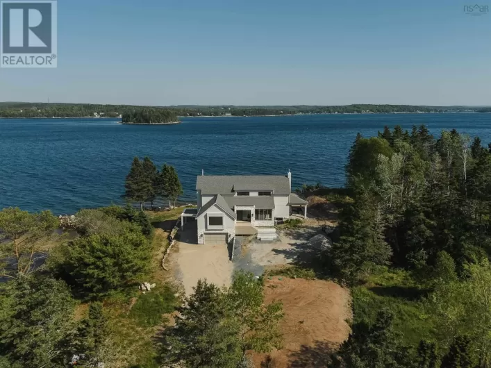 7026 St Margarets Bay Road, Boutiliers Point