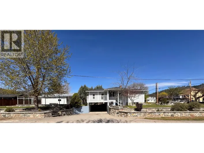 7027 18th Street, Grand Forks