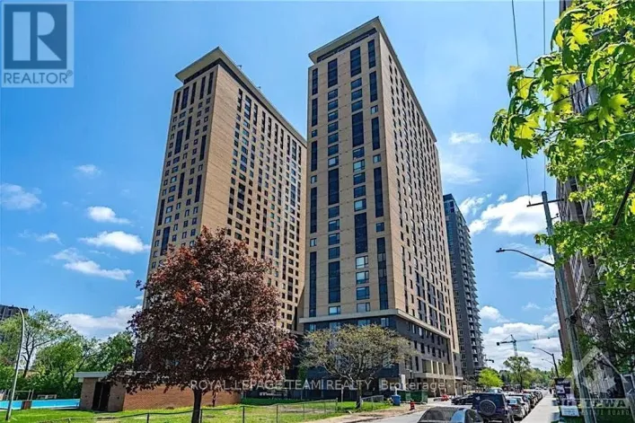 703 - 105 CHAMPAGNE STREET S, Ottawa