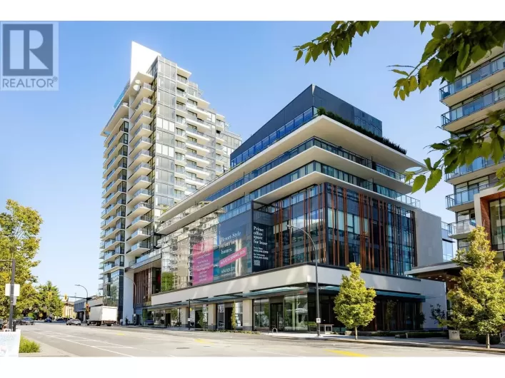 703 135 E 13TH STREET, North Vancouver