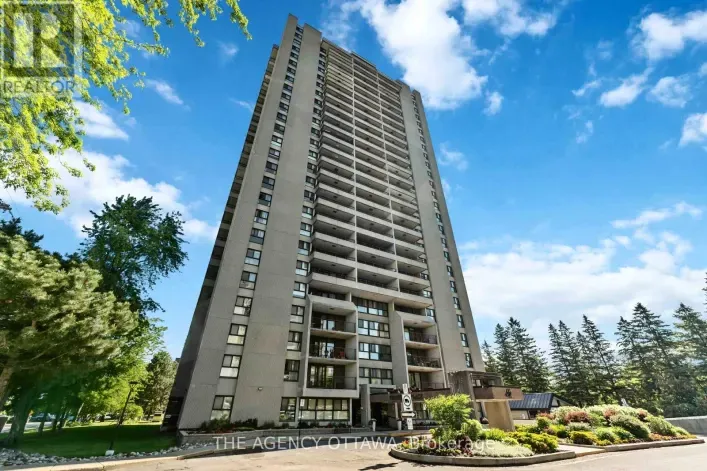 703 - 1785 FROBISHER LANE, Ottawa