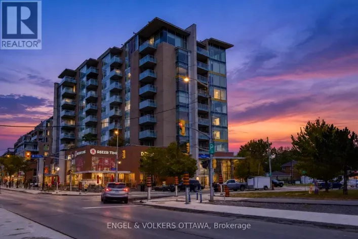 703 - 401 GOLDEN AVENUE, Ottawa