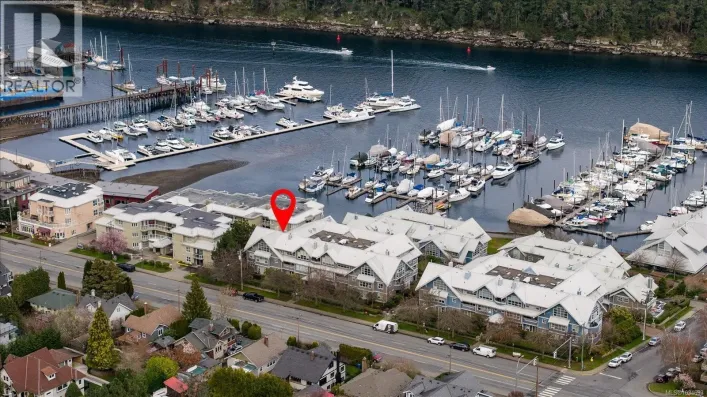703 540 Stewart Ave, Nanaimo
