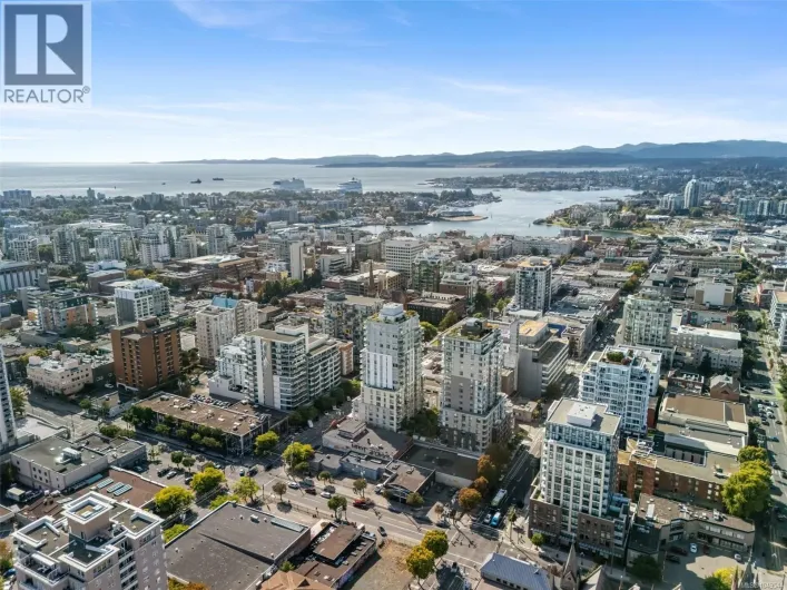 703 848 Yates St, Victoria