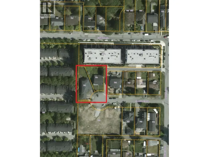 703 DELESTRE AVENUE, Coquitlam