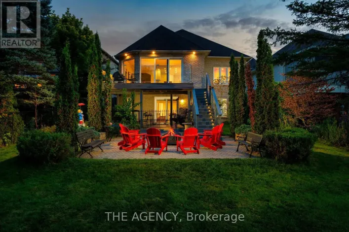 703 MADELINE HEIGHTS, Newmarket