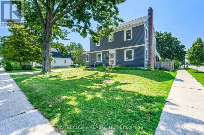 703 WELLINGTON STREET, Sarnia
