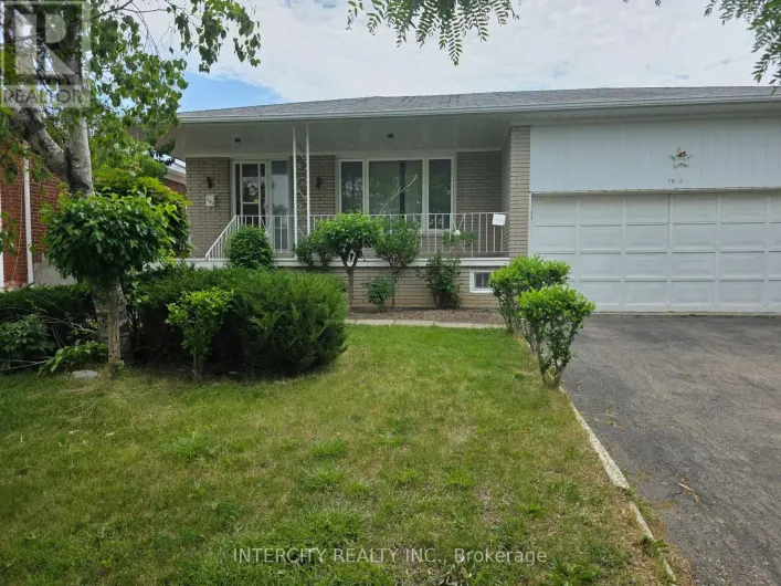 7030 DARCEL AVENUE, Mississauga