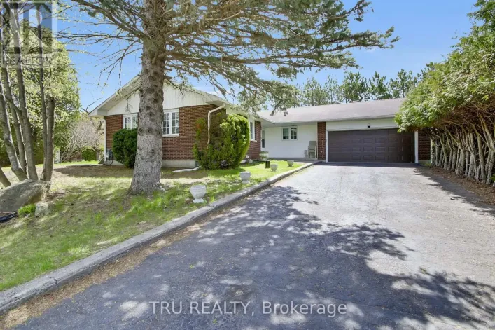 7038 SHIELDS DRIVE, Ottawa
