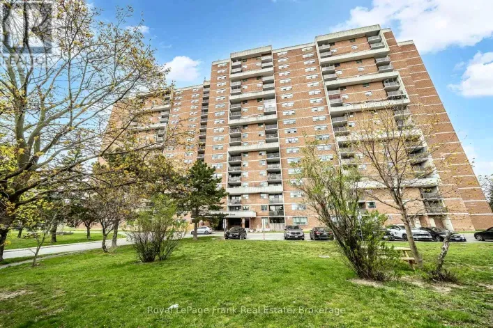 704 - 100 WINGARDEN COURT, Toronto