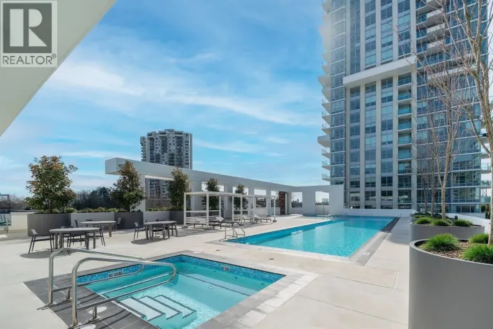 704 1675 LIONS GATE LANE, North Vancouver