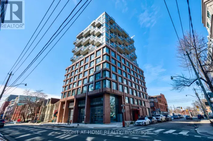 704 - 2 AUGUSTA STREET, Toronto