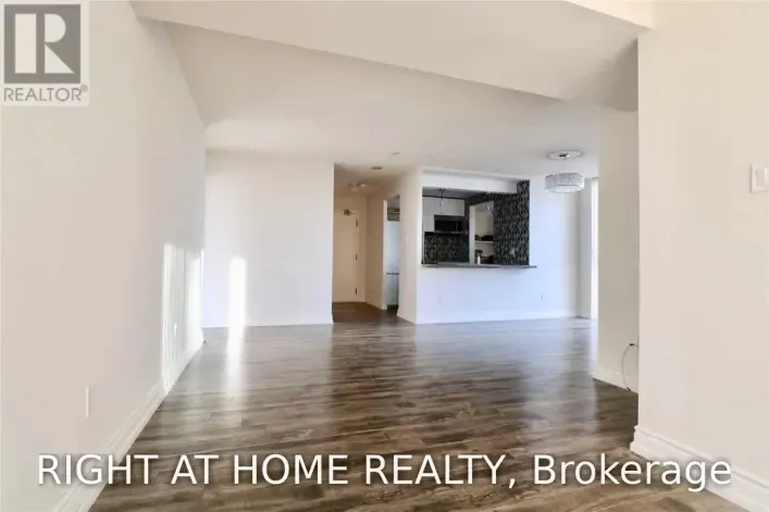 704 - 285 ENFIELD PLACE, Mississauga