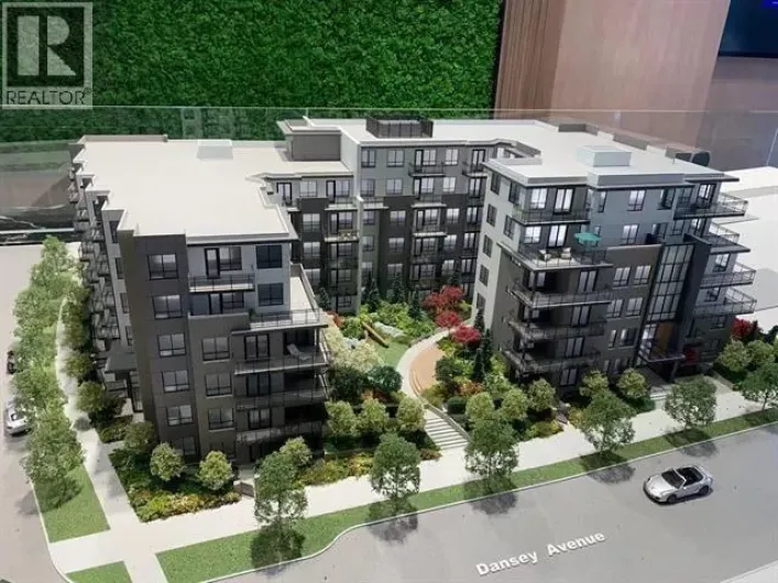 704 599 DANSEY AVENUE, Coquitlam