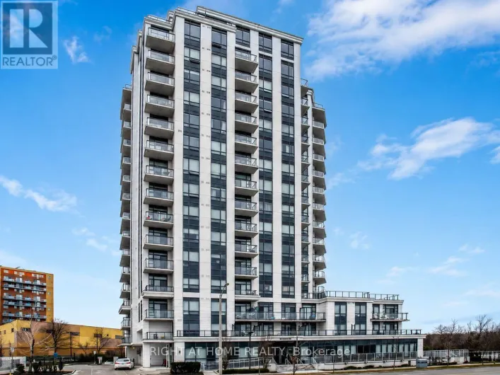 704 - 840 QUEENS PLATE DRIVE, Toronto